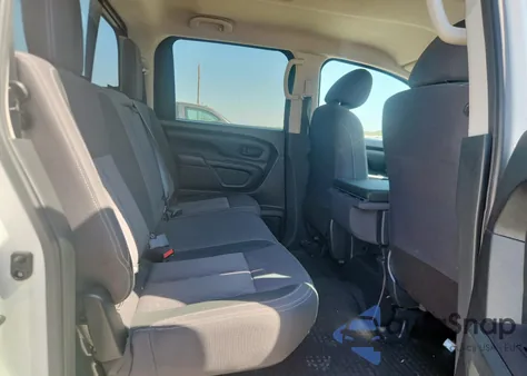 2022 Nissan Titan S из США, поврежденный, VIN 1N6AA1EE6NN100588